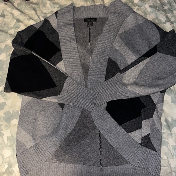 Cool grey cardigan - Picture 1 of 2